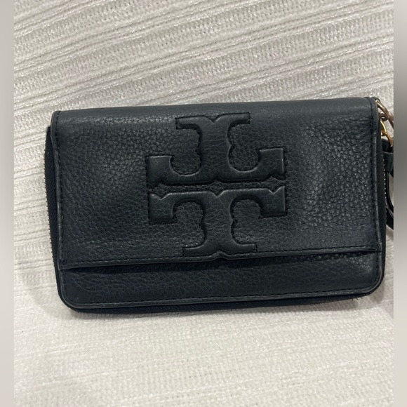 Tory Burch Black Leather Wristlet - Picture 2 of 11